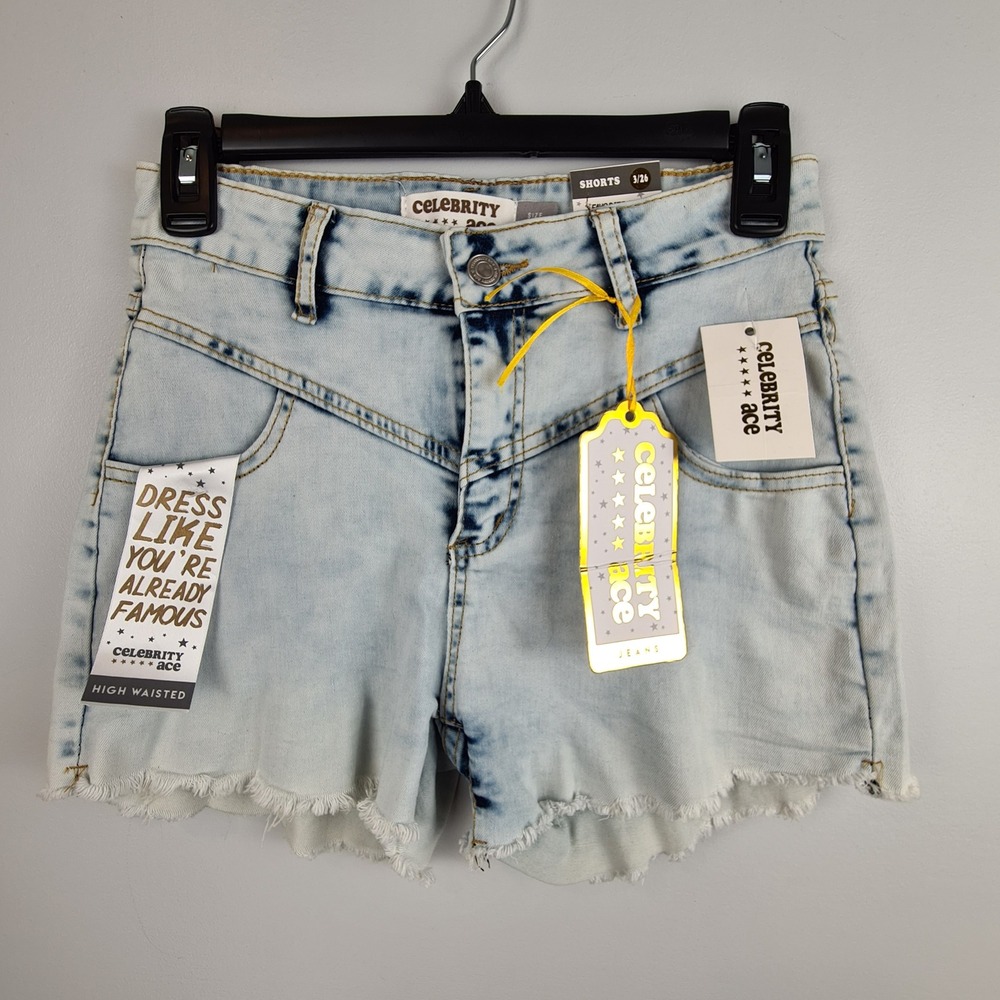 Celebrity Ace Womens High Waisted Denim Shorts Light Wash Raw Hem Size 3/26 NEW